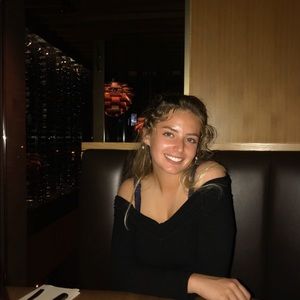 Meet your Posher, Carly